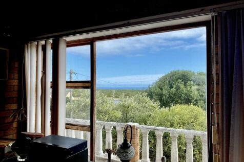 Wrap around balcony first floor