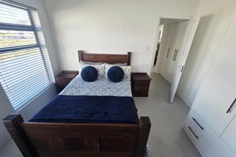 1st Guest Bedroom
