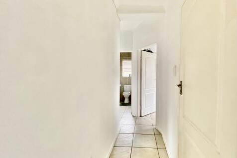 Corridor to bedrooms and bathrooms