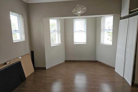 Bay window main bedroom