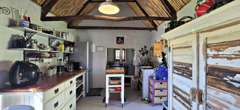 House: Open Plan Kitchen