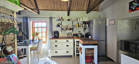 House: Kitchen