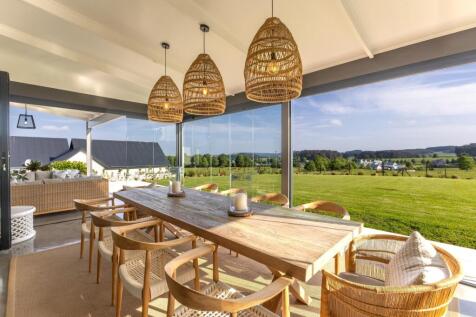 What a spot to enjoy !!