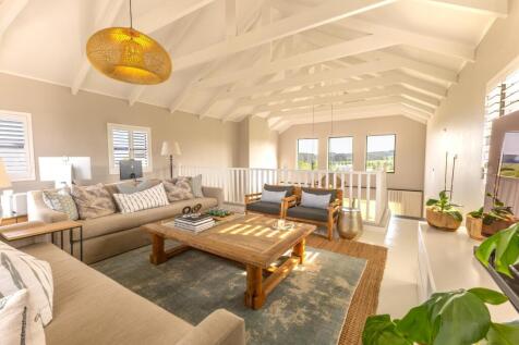 Sunny TV room with space to work too!