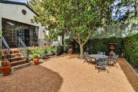 Studio courtyard garden