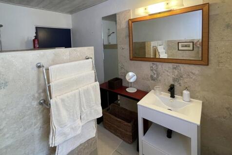 Atlantic Park - Bathroom 2