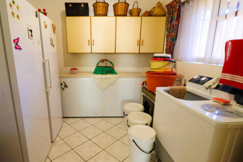 Laundry/Pantry