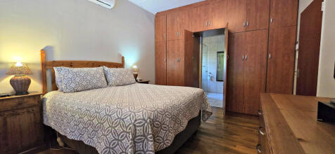 MAIN BEDROOM WITH EN-SUITE BATHROOM