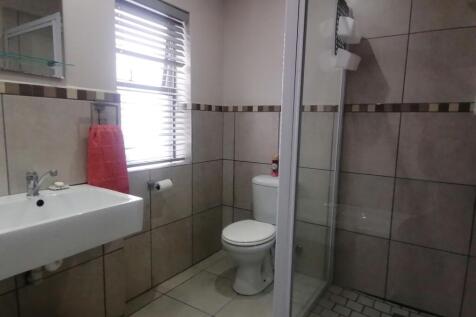 Ground floor Bathroom 2