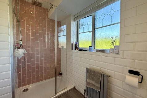 Bedroom Two En-Suite