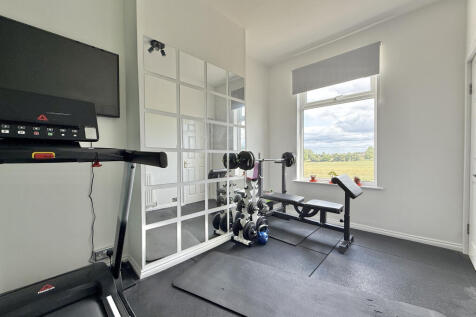Bedroom 4/Gym