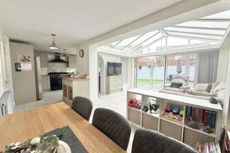 Kitchen Dining Sun Room