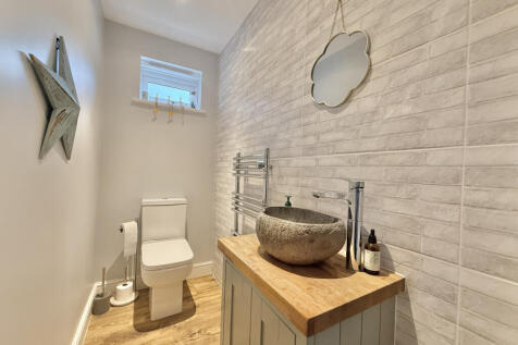 Ground Floor WC
