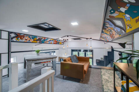 3 St Andrews Close, Mezzanine (82)