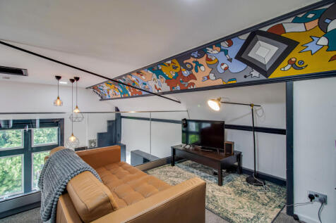 3 St Andrews Close, Mezzanine (78)