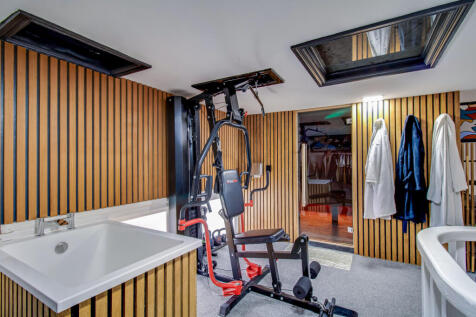 3 St Andrews Close, Mezzanine (80)