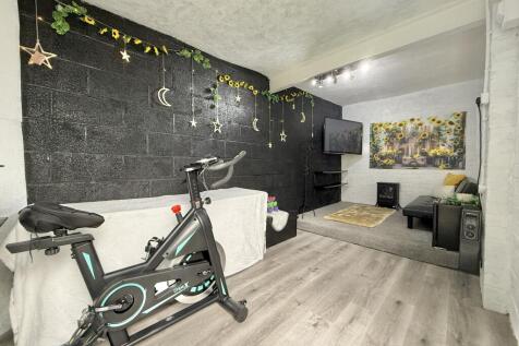Garage Room