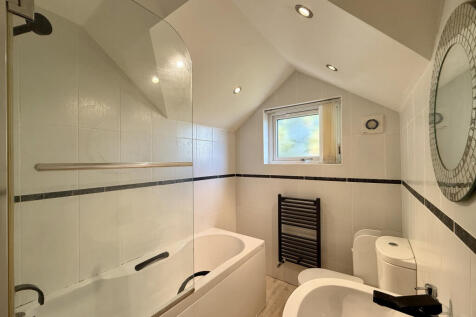 First Floor Bathroom
