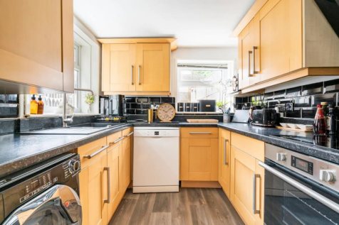 kitchen 2.png