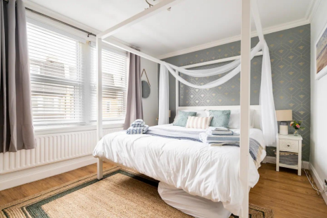 bed 1 (a).png