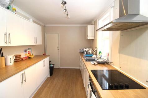 Kitchen1.JPG
