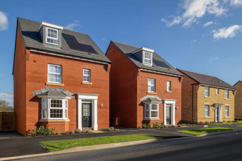 Street scene image of the Bayswaters 4 bedroom home and a Hadley 3 bedroom home