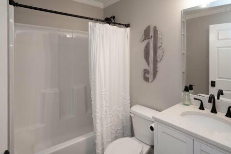 Property Image 100