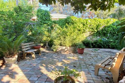 Property Image 11