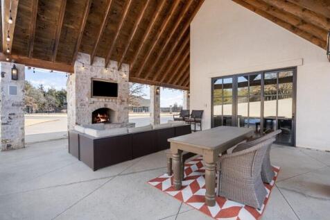 Property Image 101
