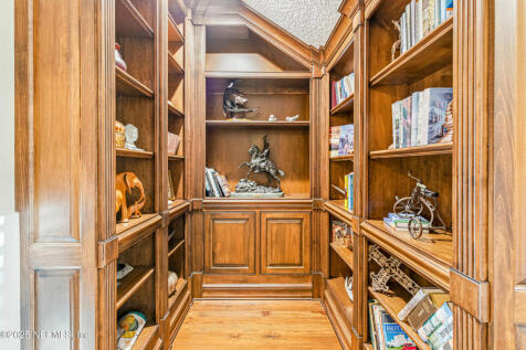 Property Image 63