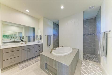 Property Image 112