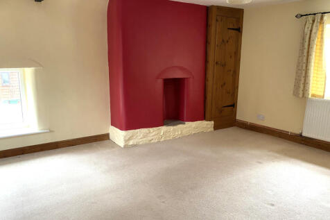Highly Desirable Smallholding Property