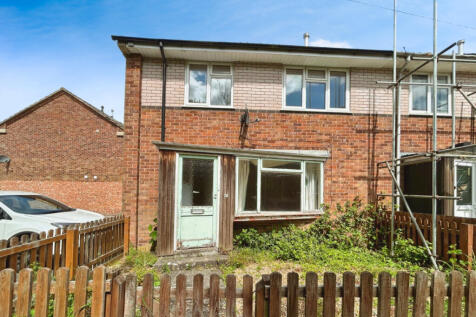 END TERRACE 3 BEDROOM