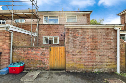 END TERRACE 3 BEDROOM