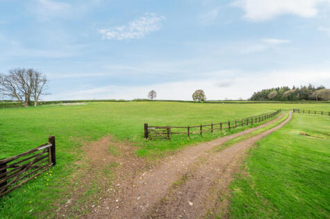 Exceptional Smallholding Property