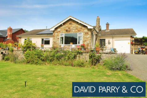 Spacious Detached Bungalow