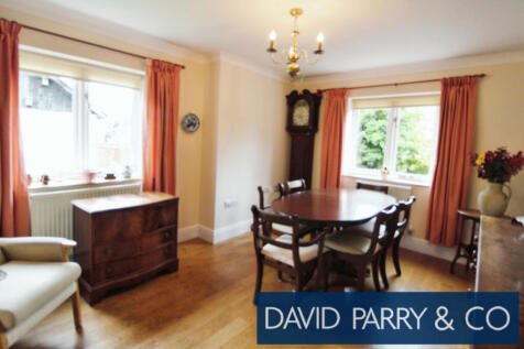 Detached 3 Bedroom Property