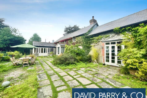 Welsh Longhouse