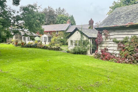 Welsh Longhouse