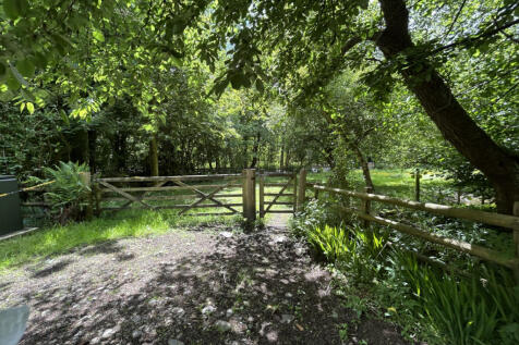 Smallholding Property