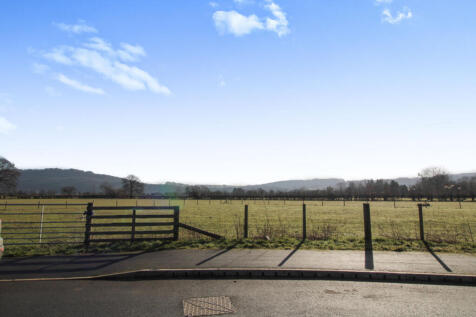 Modern Detached 3 Bedroom Bungalow