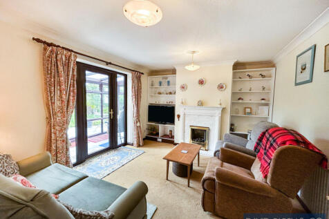 3 bedroom detached bungalow