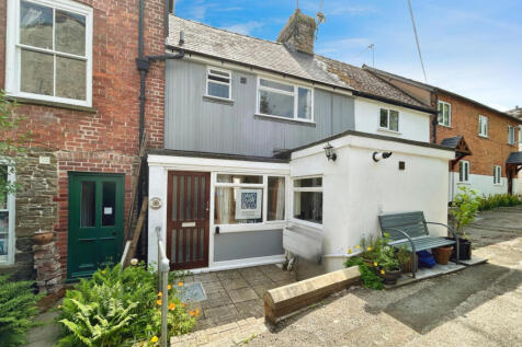 Grade II Listed Terraced Cottage