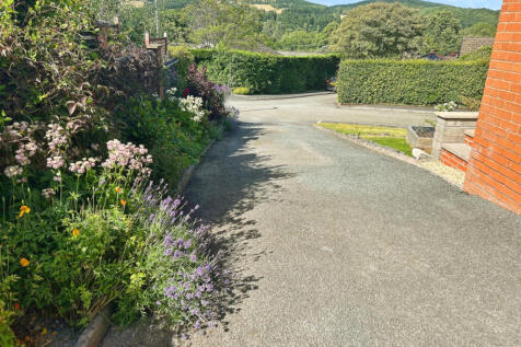 Detached Bungalow