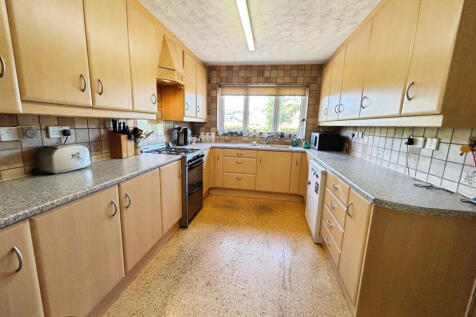 3 Bedroom Detached Bungalow