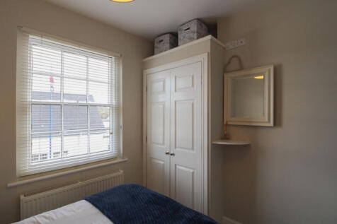 Grade II Listed Character Townhouse