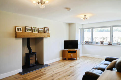 Generous Modern Detached Family Home