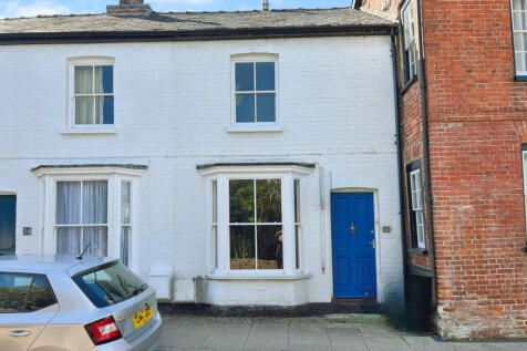 3 Bedroom Mid Terrace Character Cottage