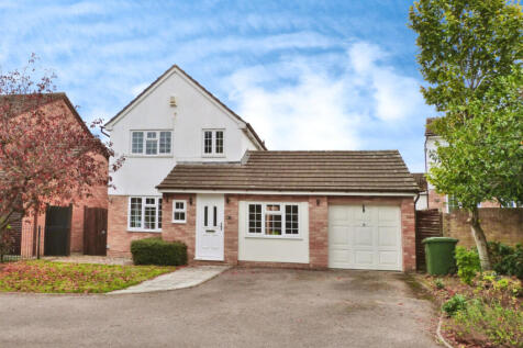 Detached 3 Bedroom House