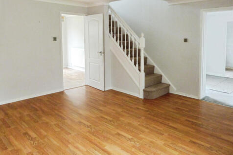 Detached 3 Bedroom House